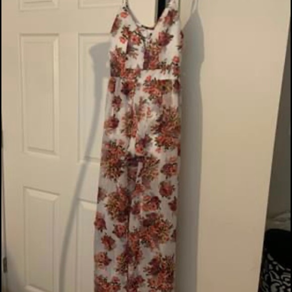 Short romper - Picture 1 of 1